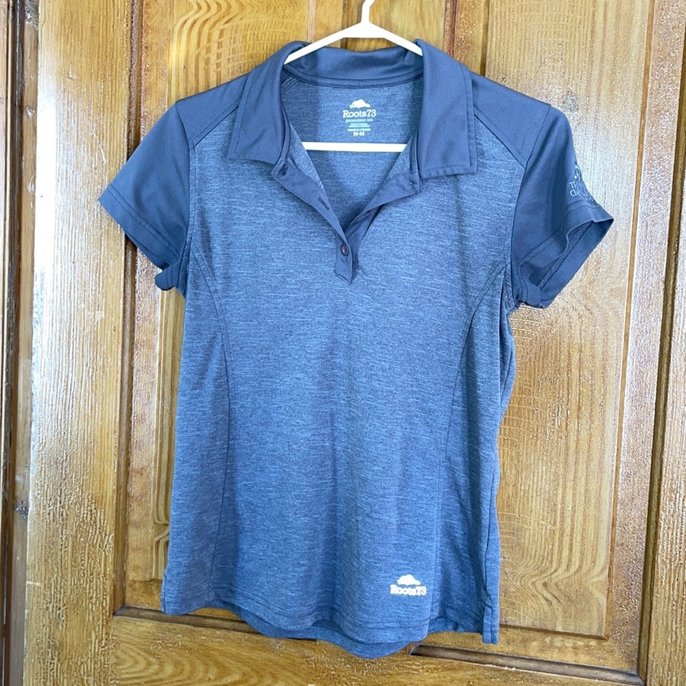 🌵2/$30•NWOT- Roots Women’s Tee